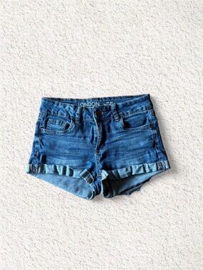 LONDONJEAN Blue Denim Roll-Cuff Women's Shorts